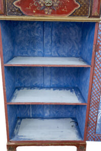 Early 20th Century Chinoiserie Hand Painted Cabinet — thumbnail 6