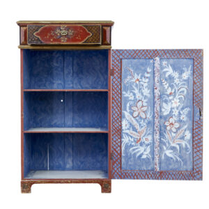 Early 20th Century Chinoiserie Hand Painted Cabinet — thumbnail 12