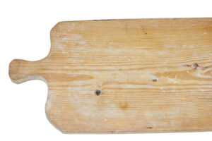 Early 20th Century Traditional Swedish Pine Breadboard — thumbnail 3