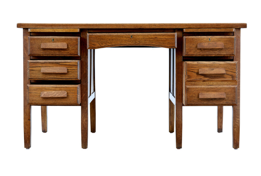 English Mid 20th Century Oak Desk — image 10