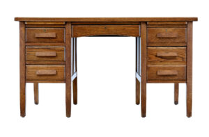 English Mid 20th Century Oak Desk — thumbnail 1