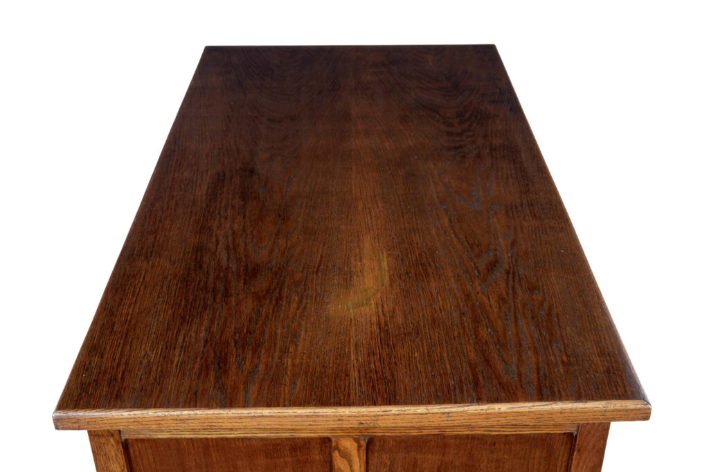English Mid 20th Century Oak Desk — image 4