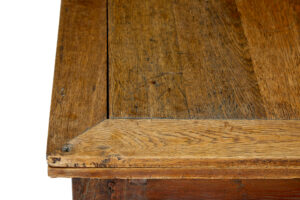 Early 19th Century Oak Extending Dining Table — thumbnail 4