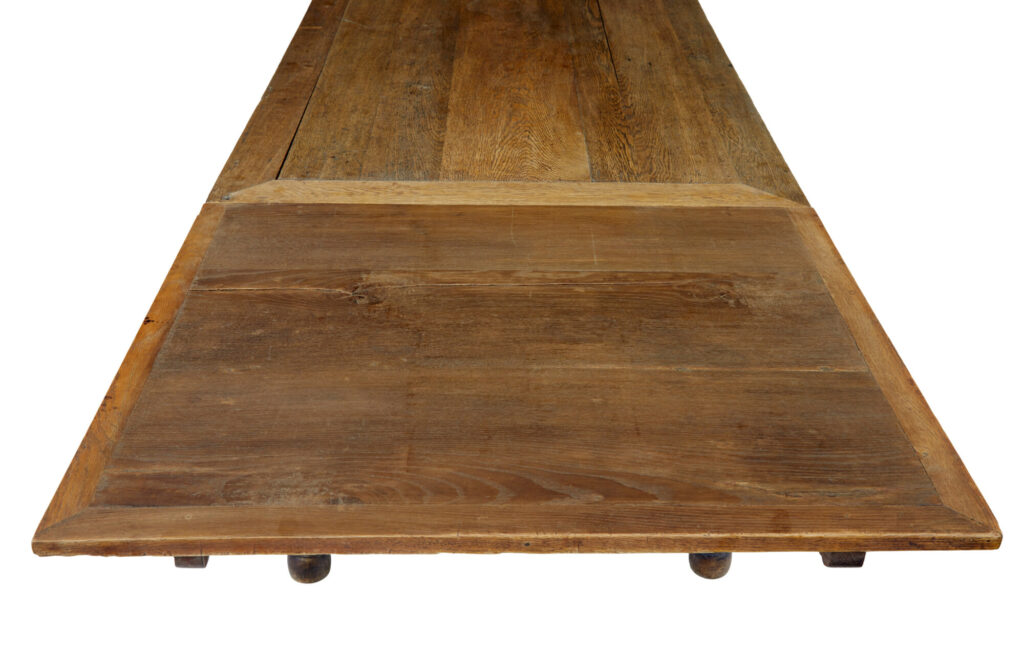 Early 19th Century Oak Extending Dining Table — image 6