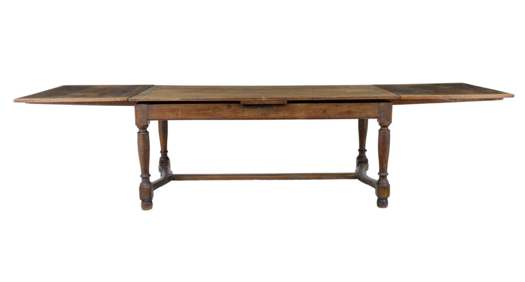 Early 19th Century Oak Extending Dining Table — image 13