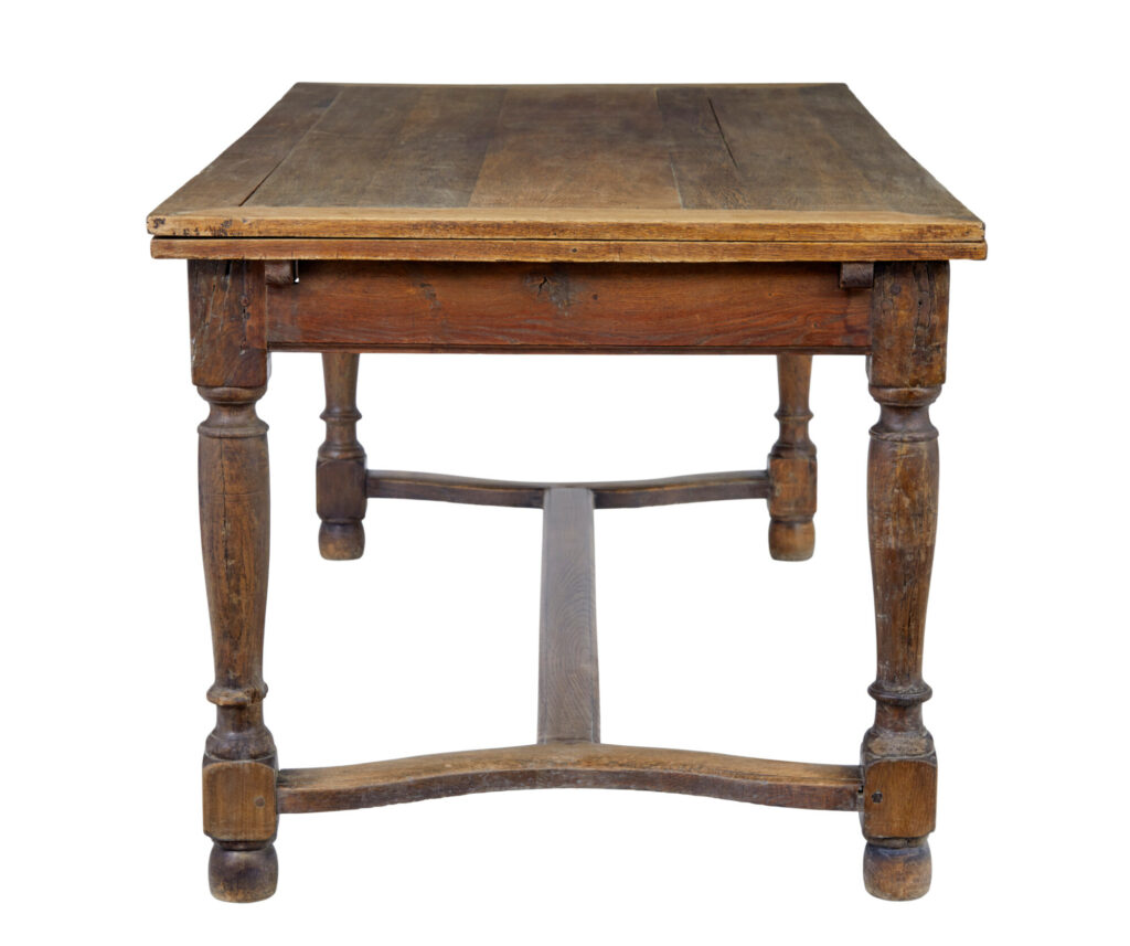 Early 19th Century Oak Extending Dining Table — image 12