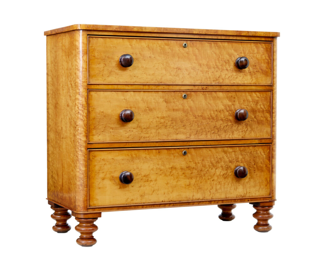 19TH CENTURY BIRDS EYE MAPLE CHEST OF DRAWERS