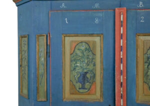 Traditional Swedish Hand Painted 19th Century Painted Wardrobe — thumbnail 4