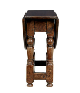 Late 19th Century Small Oak Gateleg Side Occasional Table — thumbnail 4