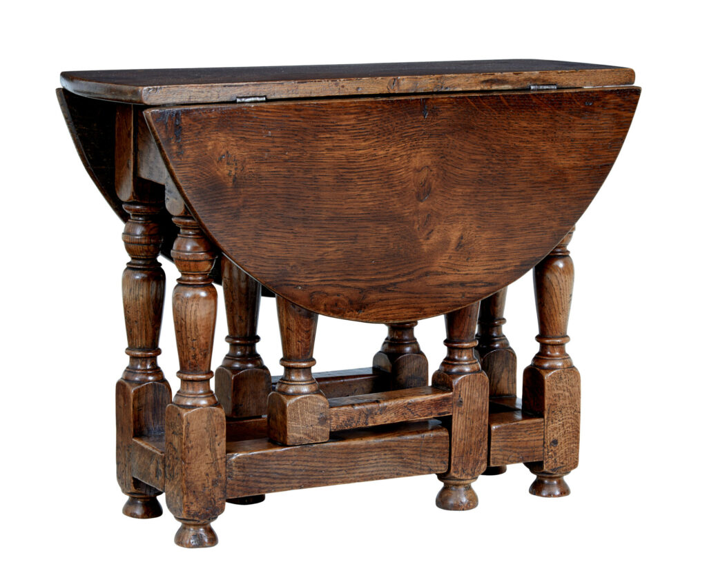 LATE 19TH CENTURY SMALL OAK GATELEG SIDE OCCASIONAL TABLE