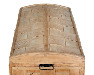 Scandinavian Early 20th Century Woven Pine Dome Top Trunk — thumbnail 3