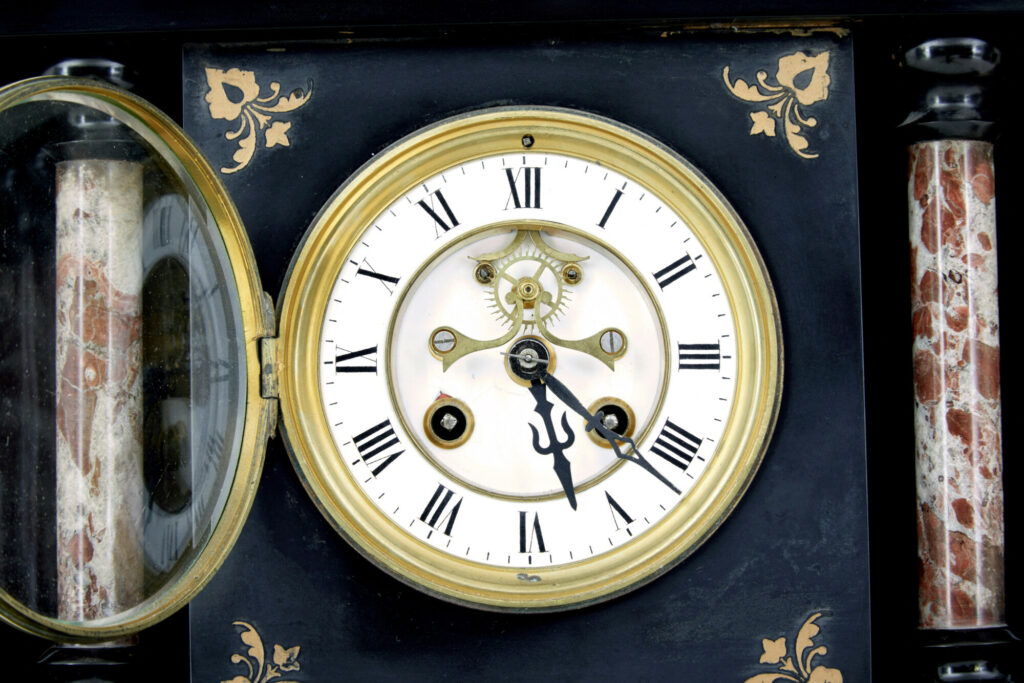 19th Century Victorian Black Marble Mantle Clock — image 5