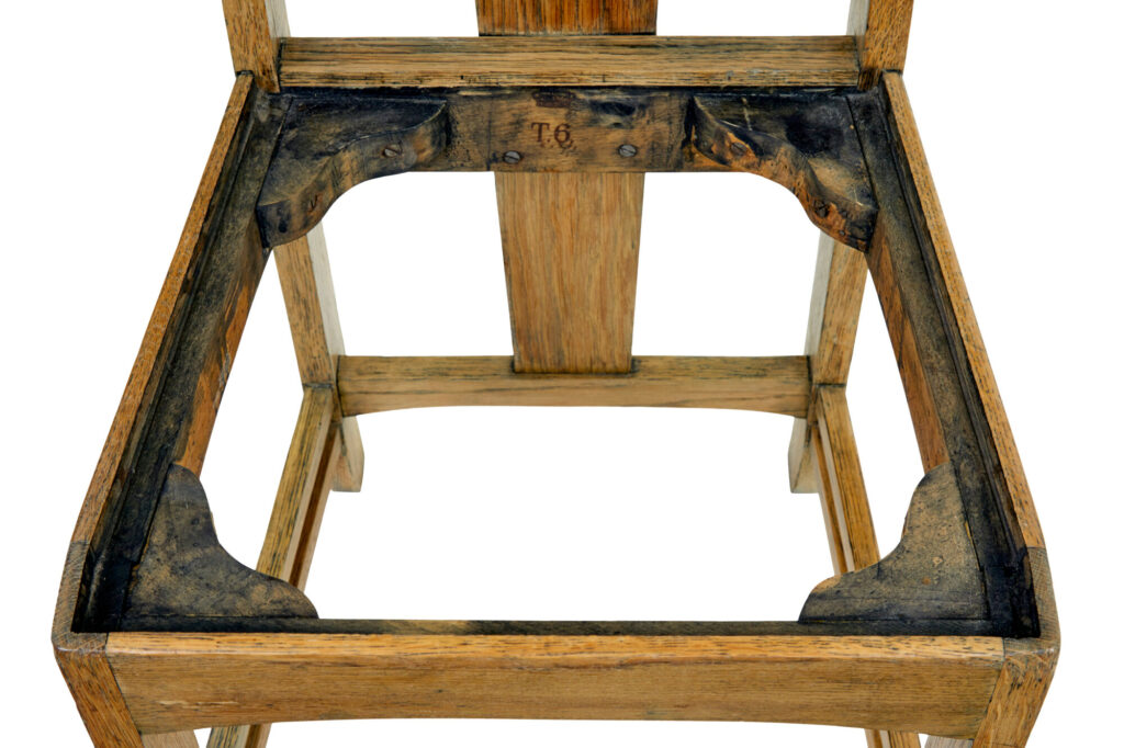 Late 19th Century Carved Oak Arts and Crafts Chair — image 3