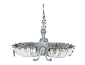 19th Century Silver Plated Decorative Bun Warmer — thumbnail 8