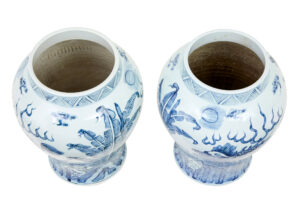 Pair of Mid Century Ceramic Ginger Jars — thumbnail 4