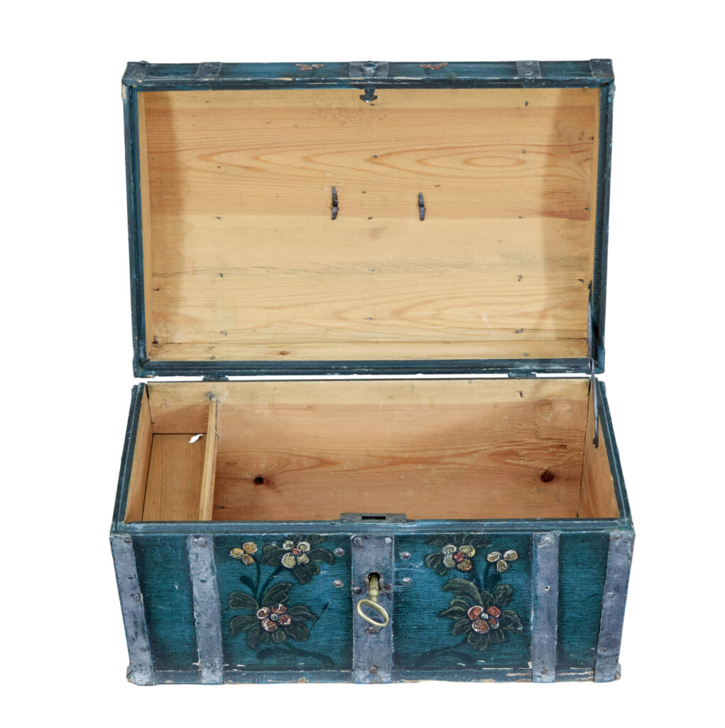 Scandinavian Mid 19th Century Hand Painted Dome Top Pine Box — image 3