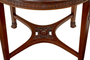 Early 20th Century Mahogany Round Center Table — thumbnail 4