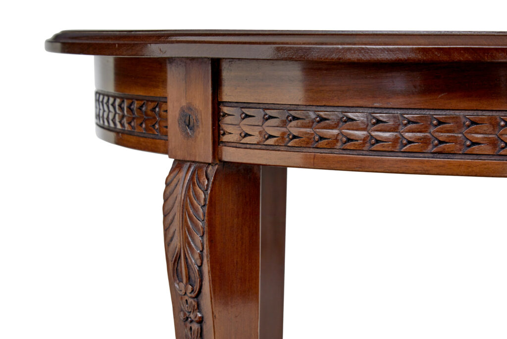 Early 20th Century Mahogany Round Center Table — image 3