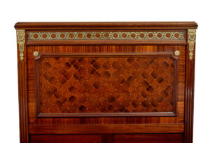 Pair of 19th Century French Empire Mahogany and Walnut Beds — thumbnail 10