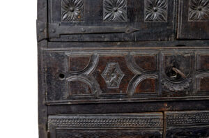 Early 19th Century Pyrenean Folk Art Oak and Chestnut Carved Cupboard — thumbnail 8