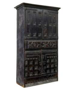 Early 19th Century Pyrenean Folk Art Oak and Chestnut Carved Cupboard — thumbnail 1
