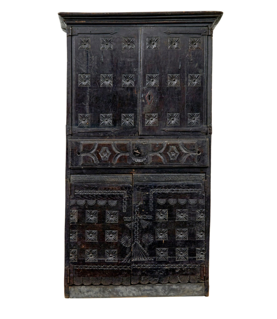 Early 19th Century Pyrenean Folk Art Oak and Chestnut Carved Cupboard — image 2