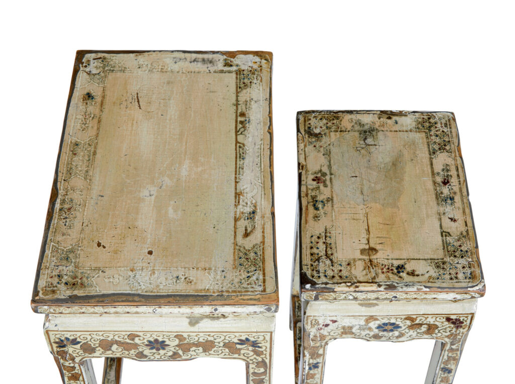 Early 20th Century Nest of 4 Lacquered and Decorated Tables — image 6