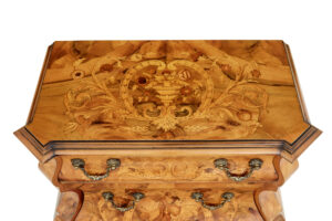 Fine Quality Walnut Inlaid Small Bombe Commode — thumbnail 4
