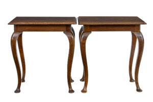 Pair of Early 20th Century Oak Side Tables — thumbnail 3
