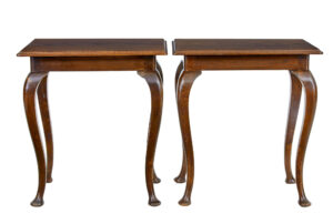 Pair of Early 20th Century Oak Side Tables — thumbnail 2