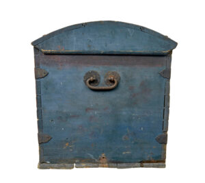 19th Century Traditional Hand Painted Dome Top Coffer — thumbnail 4