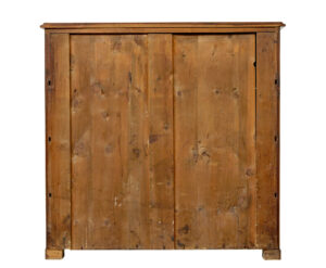 19th Century Scandinavian Burr Walnut Chest of Drawers — thumbnail 6