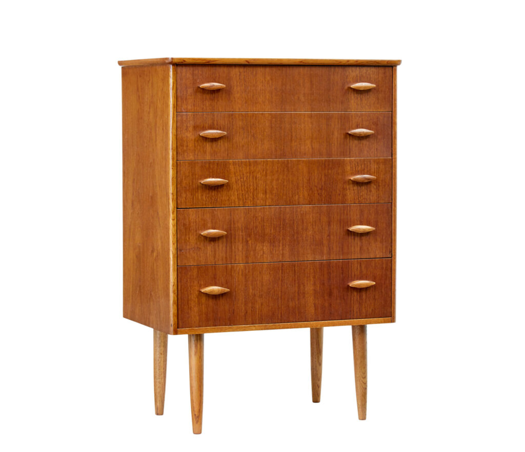 DANISH MID CENTURY TEAK CHEST OF DRAWERS