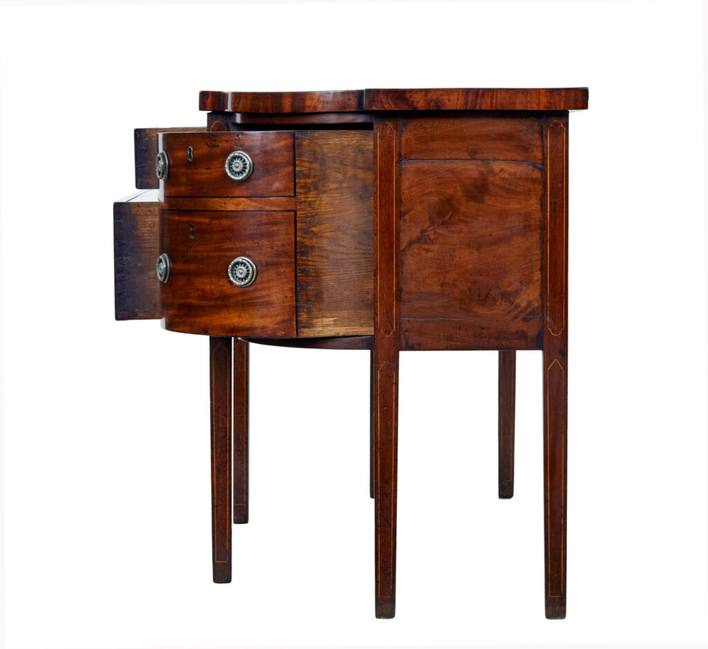 Early 19th Century Georgian Mahogany Breakfront Sideboard — image 9