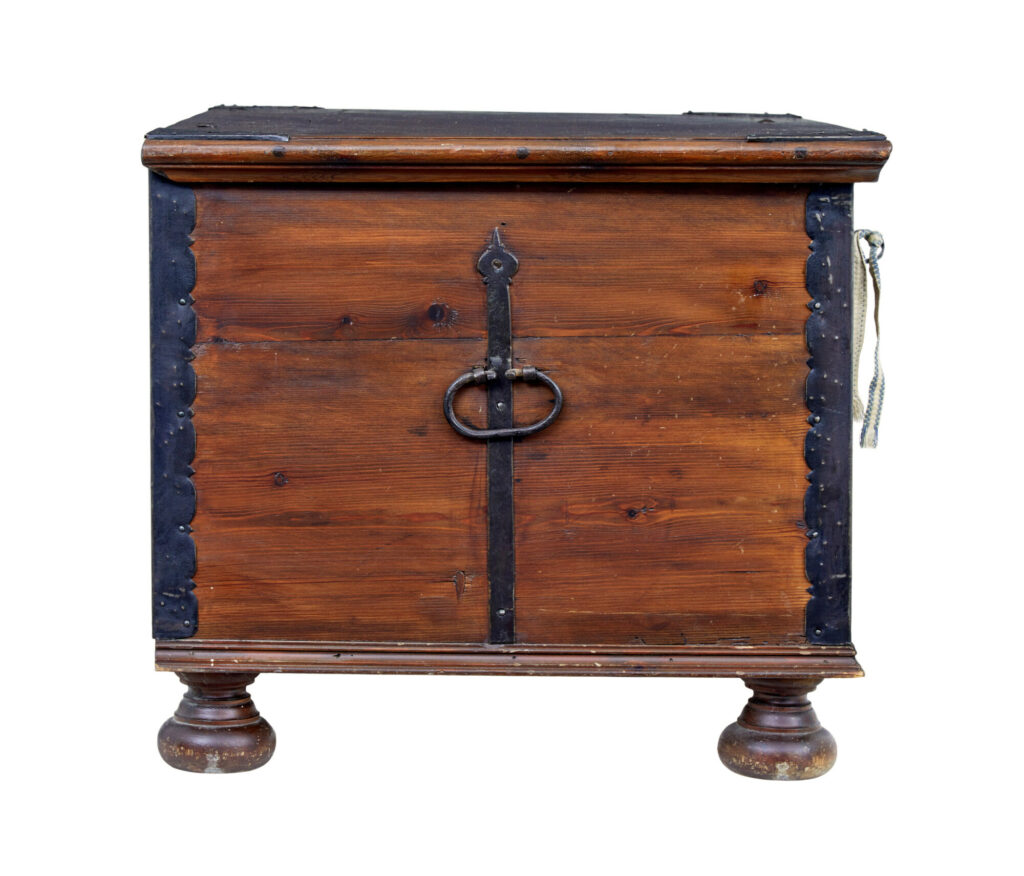Early 19th Century Hand Decorated Swedish Pine Coffer — image 6