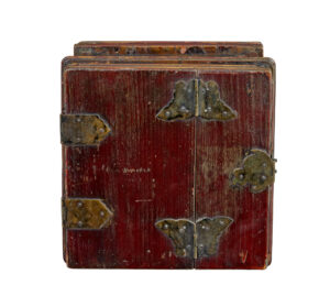 Early 20th Century Lacquered Vanity Box — thumbnail 7
