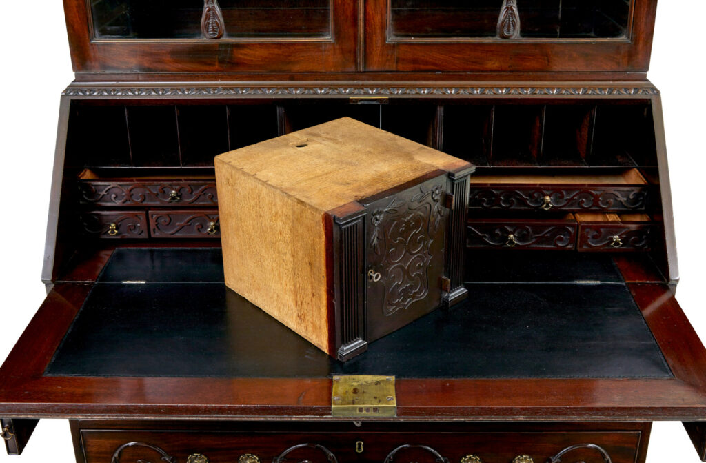 Early 19th Century Carved Mahogany Bureau Bookcase — image 5