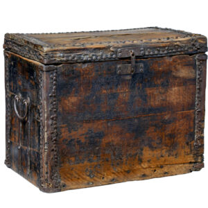 18TH CENTURY CHINESE HARD WOOD COFFER CHEST