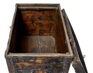 18th Century Chinese Hard Wood Coffer Chest — thumbnail 2