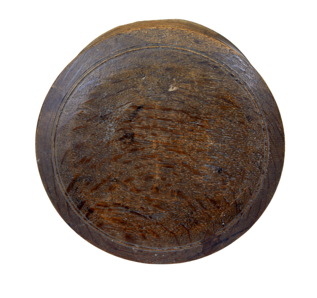 Early 19th Century Swedish Carved Oak Lidded Box — image 3