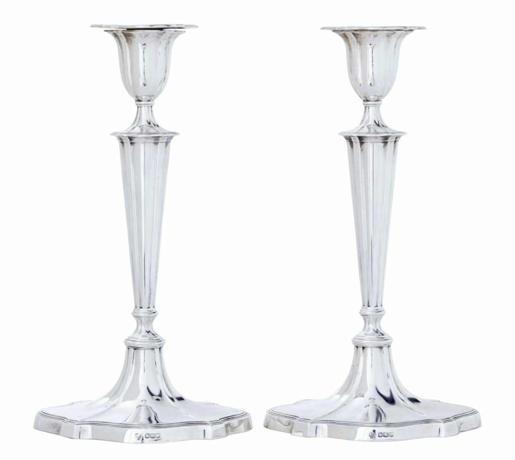 PAIR OF EARLY 20TH CENTURY STERLING SILVER CANDLESTICKS