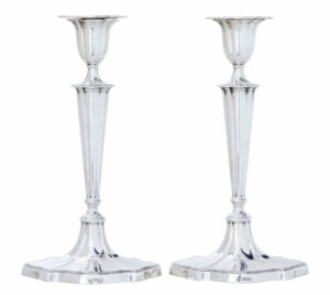 PAIR OF EARLY 20TH CENTURY STERLING SILVER CANDLESTICKS