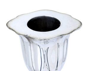 Pair of Early 20th Century Sterling Silver Candlesticks — thumbnail 3