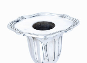 Pair of Early 20th Century Sterling Silver Candlesticks — thumbnail 2