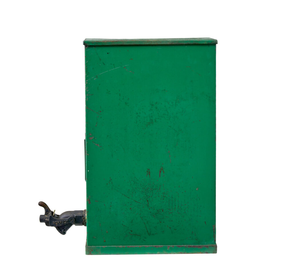 Mid 20th Century Vintage Bp Memorabilia Oil Dispenser — image 6