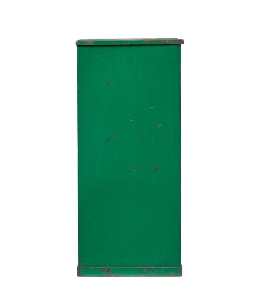 Mid 20th Century Vintage Bp Memorabilia Oil Dispenser — image 5