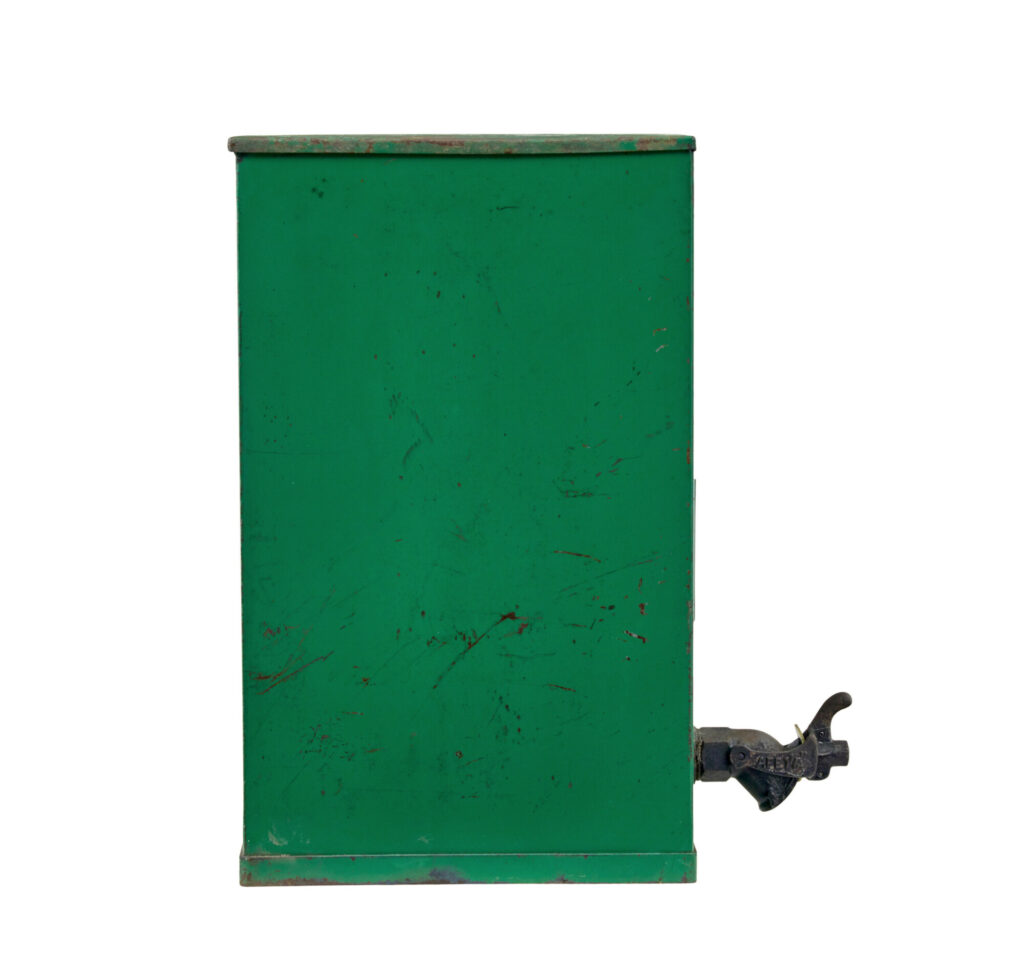 Mid 20th Century Vintage Bp Memorabilia Oil Dispenser — image 4