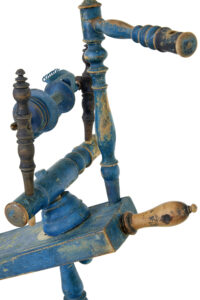 Swedish Painted 19th Century Spinning Wheel — thumbnail 2