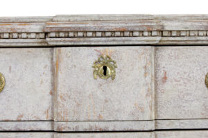Swedish 19th Century Painted Breakfront Chest of Drawers — thumbnail 7