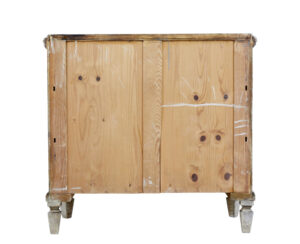 Swedish 19th Century Painted Breakfront Chest of Drawers — thumbnail 2